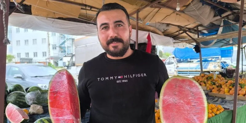 Adana'da pazara çıkan emekli: "Alışveriş yapmak bir hayal oldu"