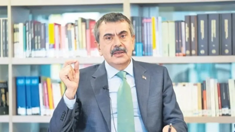 Bakan Tekin: Okullar üzerinden siyasi manipülasyon yapmayın