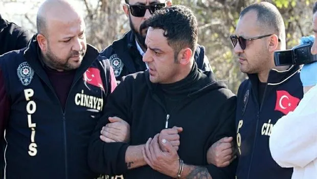 Baldız ve kurye cinayetinde kan donduran detaylar: Cinayet sonrası para çekip kahvaltıya gitmiş