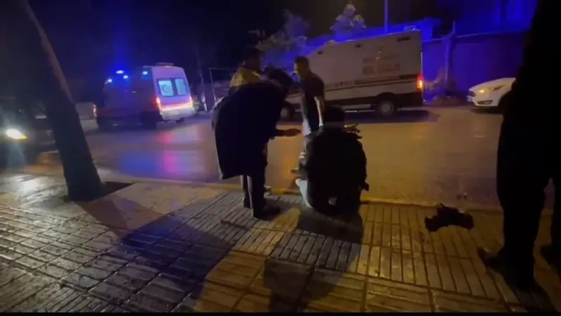 Çorum'da motosiklet yayaya çarptı: Yaralılar var