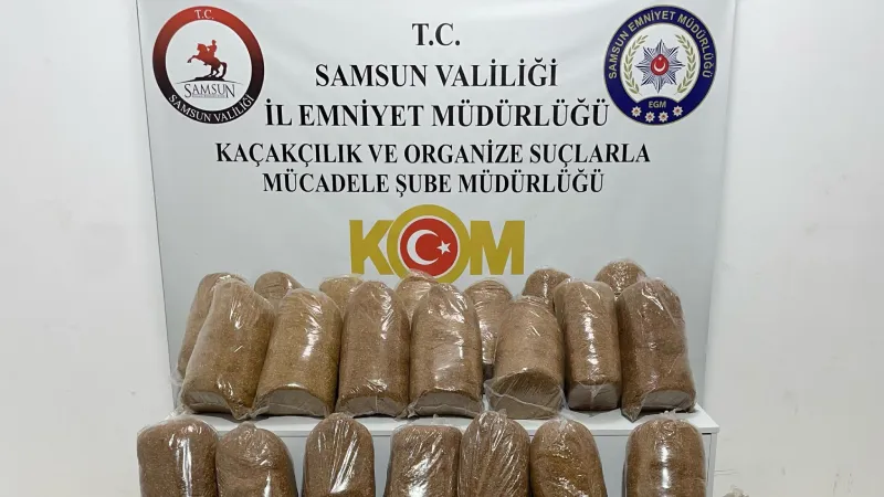 Durdurulan araçta 240 kilo kaçak tütün ele geçirildi