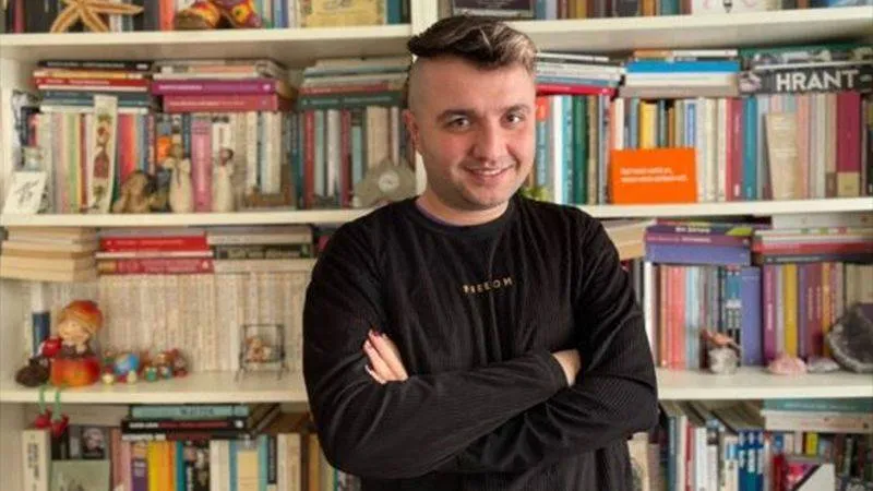 Gazeteciler Yıldız Tar ve Ercüment Akdeniz'e “örgüt üyeliği” suçlaması: Haber takipleri "suç delili" yapıldı