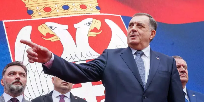 İki ülkeden Sırp lidere yasak