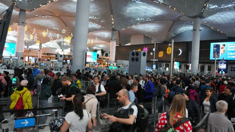  İstanbul Havalimanı’nda bayram yoğunluğu; bin 538 uçuş gerçekleştirilecek