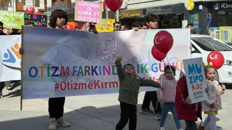 Karapınar’da Otizme Duyarlılık Yürüyüşü Yoğun İlgi Gördü