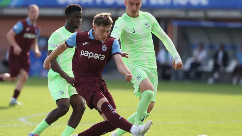 Trabzonspor, UEFA Gençlik Ligi finalinde Barcelona'ya 41 mağlup oldu.